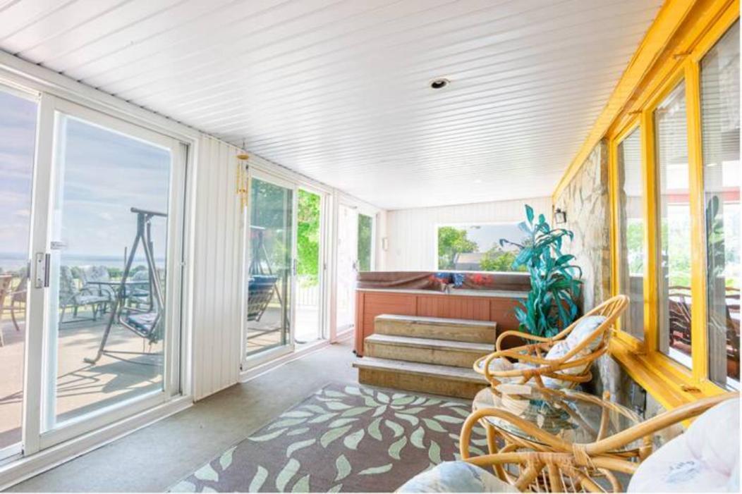 Les Labbe Chalet